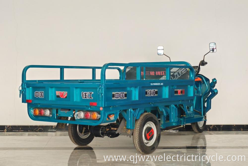 Electric Tricycle for Orchard Workers